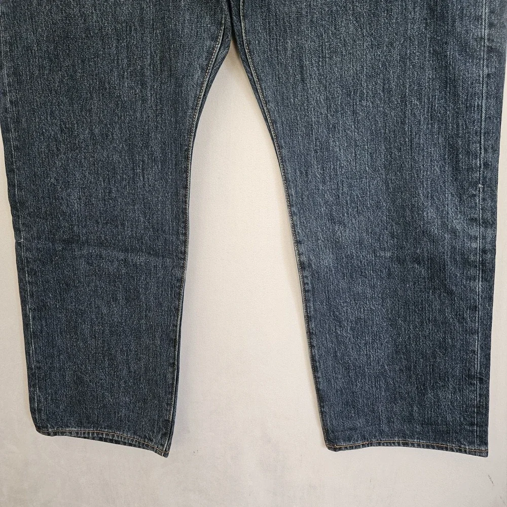 Levi's 501 Jeans Mens 40x29 Blue Denim Straight Leg Button Fly Dark Wash Classic